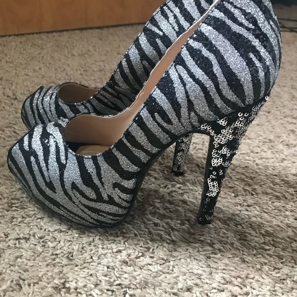 Sparkle heel - Picture 2 of 2